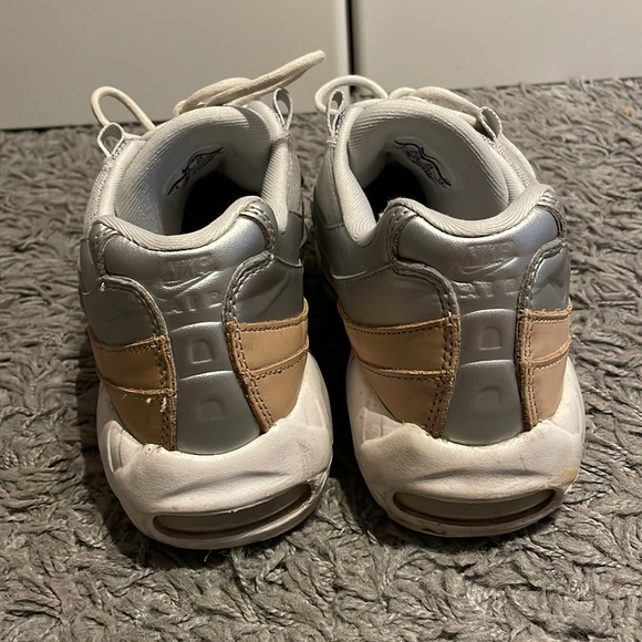 Air Max 95 SE sneakers PURE PLATINUM/ METALLIC SILVER WHITE  Beige leather - Picture 3 of 9